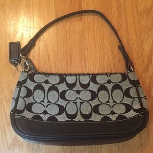 Coach Demi Clutch Purse Black & Gray “C” Logo
